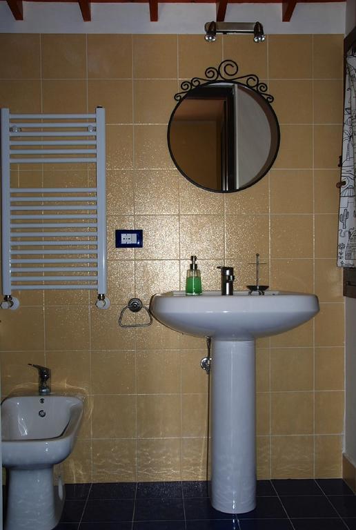 בית הארחה Poggio Mirteto 	La Casa Nettarina חדר תמונה
